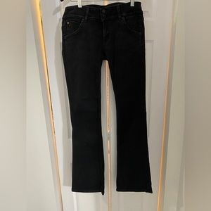 Hudson Signature Bootcut jean. Size 8 / 29. True black.